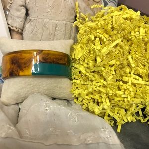 Plunder tortoise shell & teal arm bracelet